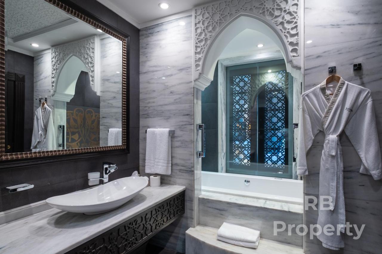 Zabeel Saray Royal Residences Lagoon Villa Dubai Esterno foto